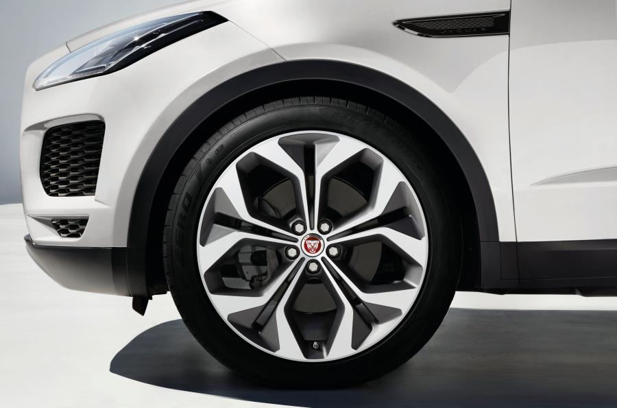 Колеса Jaguar E-Pace 2017 года  (WW) (фото 16 из 67)